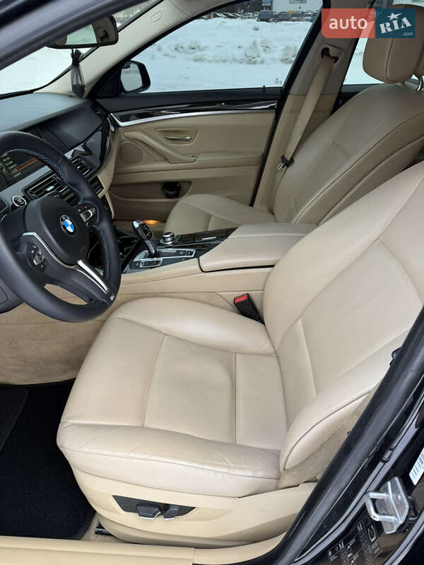 Седан BMW 5 Series 2012 в Житомире
