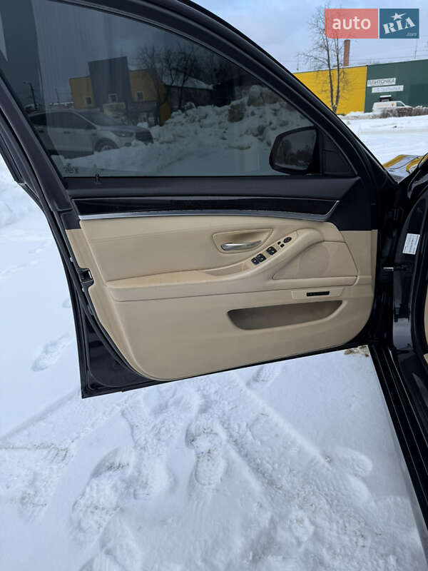 Седан BMW 5 Series 2012 в Житомире