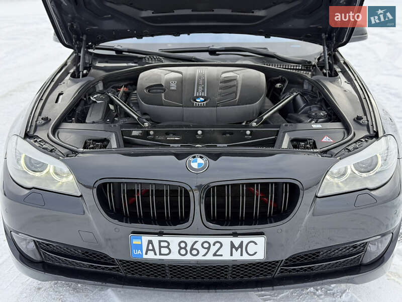 Седан BMW 5 Series 2012 в Житомире