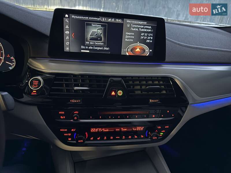 Седан BMW 5 Series 2017 в Львове