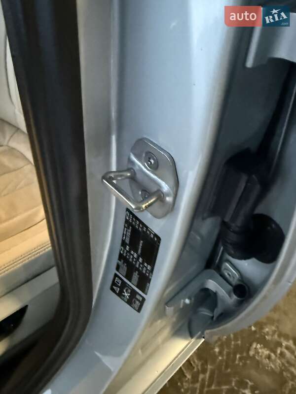 Седан BMW 5 Series 2017 в Львове