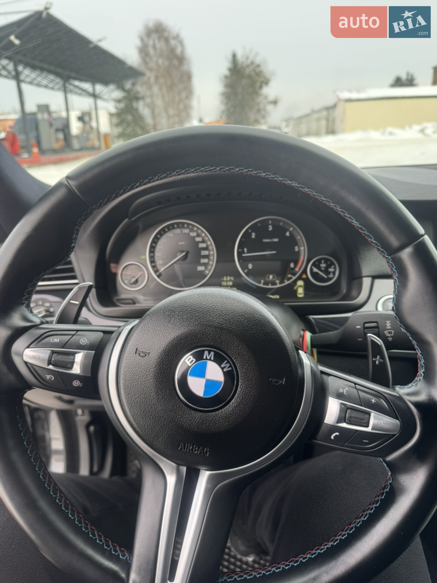 2011 BMW 5er - мініатюра 7