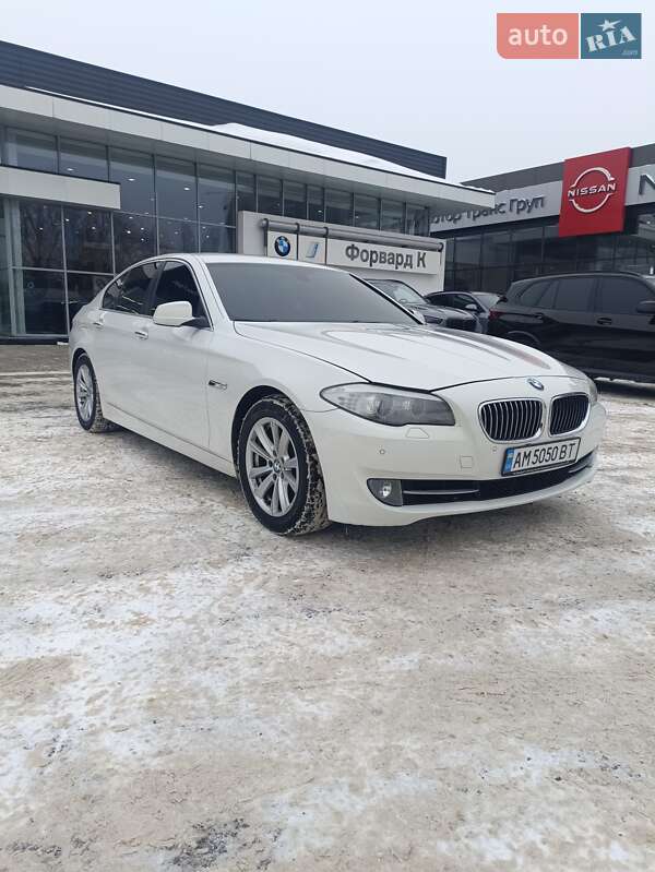 BMW 5 Series 2013 BMW 5 Series 2013