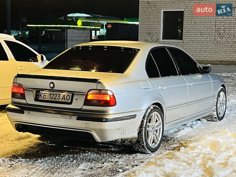 Седан BMW 5 Series 2002 в Новомосковске