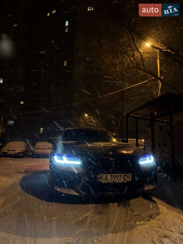 Седан BMW 5 Series 2018 в Киеве