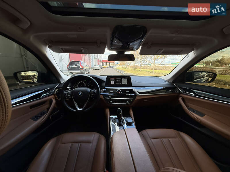Седан BMW 5 Series 2018 в Киеве фото 40 Седан BMW 5 Series 2018 в Киеве