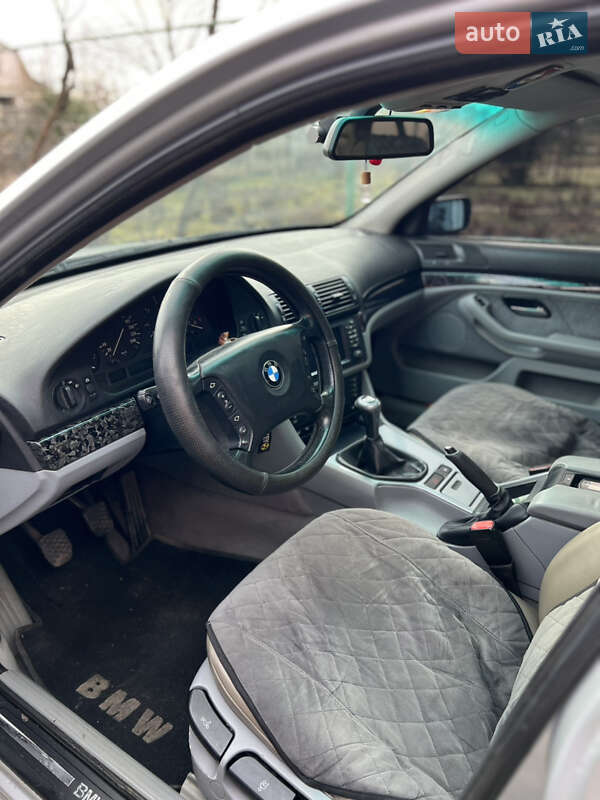 Седан BMW 5 Series 2002 в Миколаєві