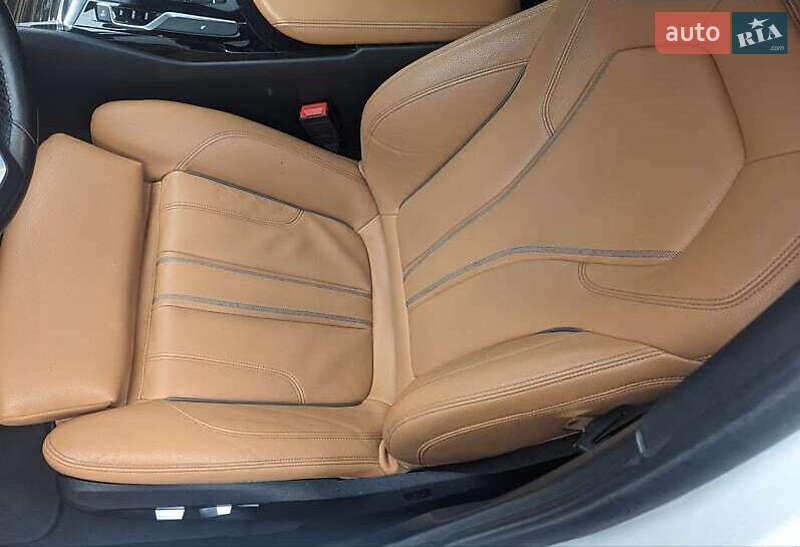 Седан BMW 5 Series 2018 в Киеве