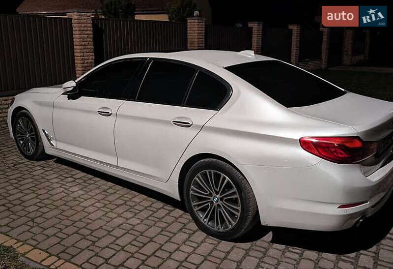 Седан BMW 5 Series 2018 в Киеве