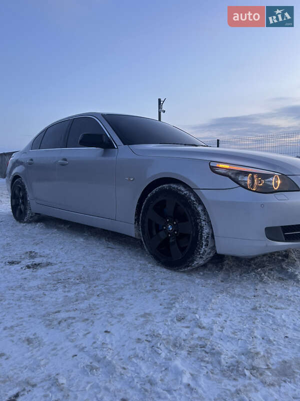Седан BMW 5 Series 2008 в Киеве