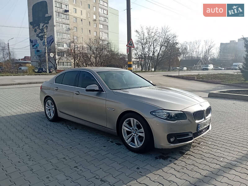 BMW 5 Series 2016 BMW 5 Series 2016