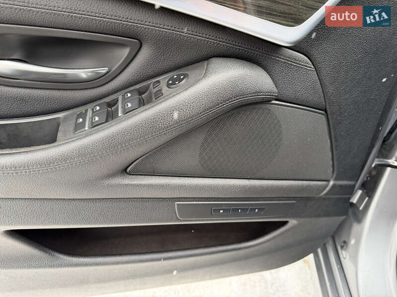Седан BMW 5 Series 2012 в Харькове