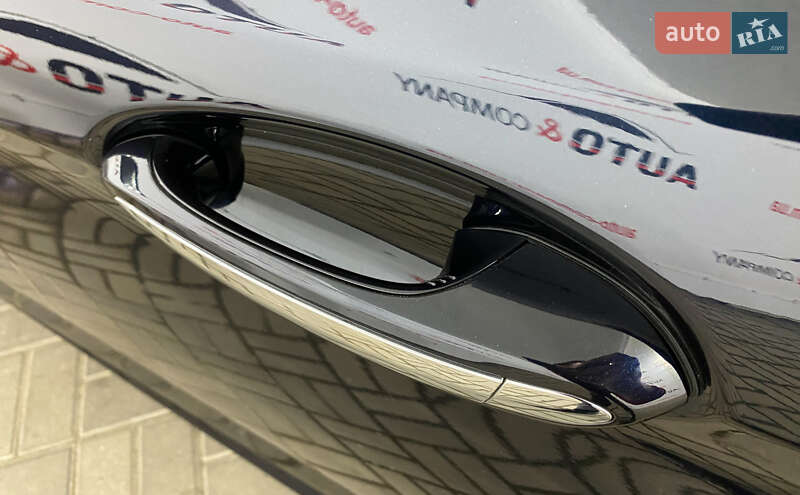 Седан BMW 5 Series 2017 в Львове