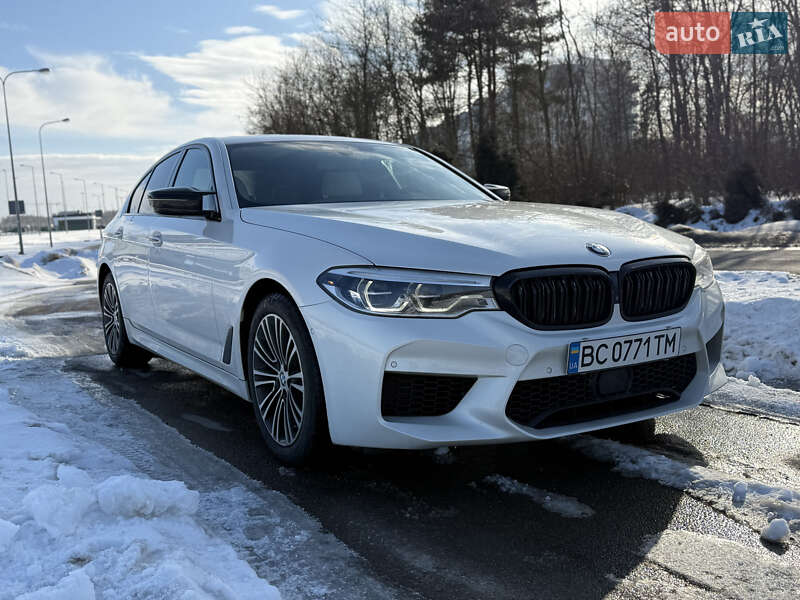 Седан BMW 5 Series 2018 в Львове