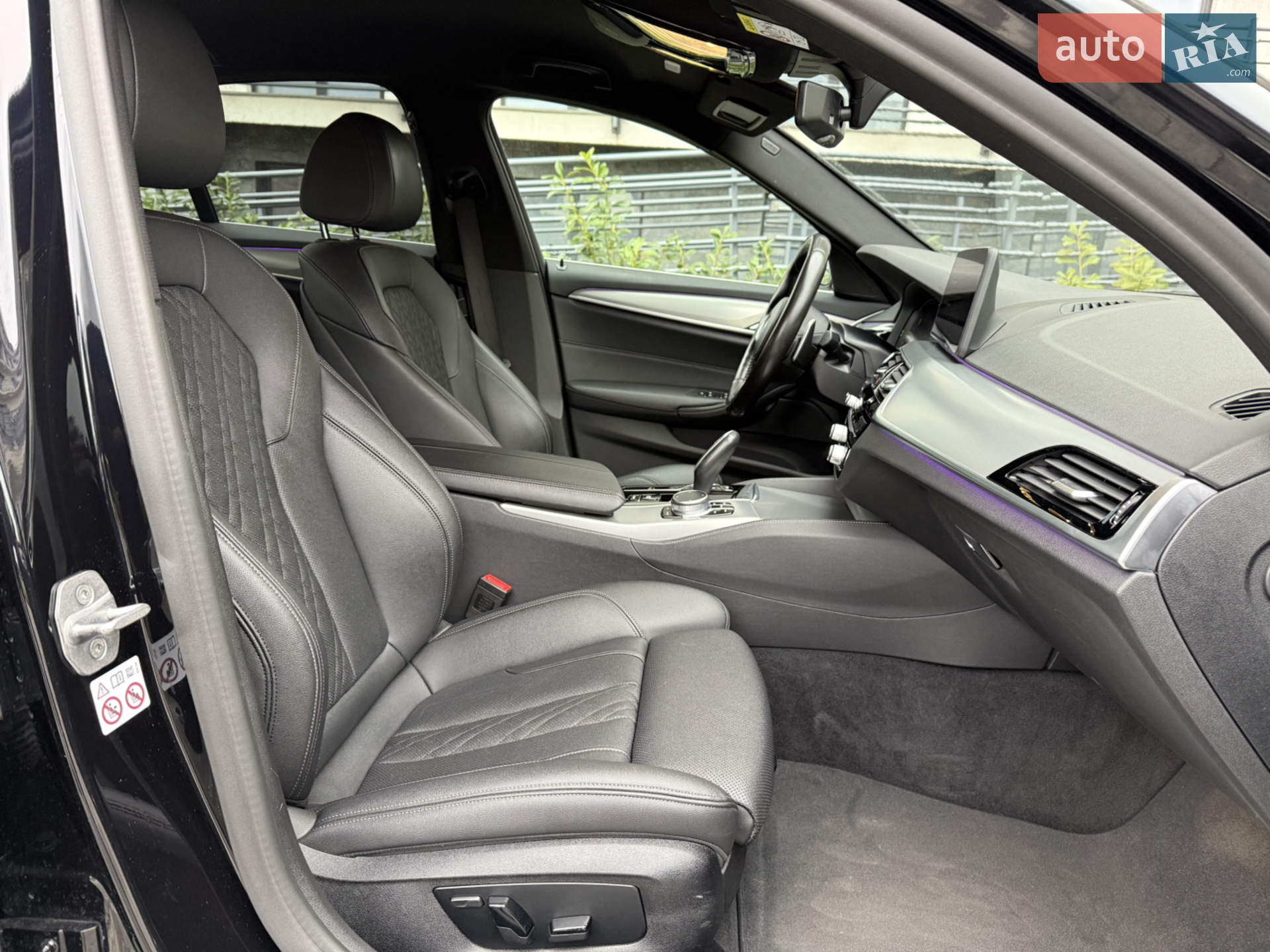 2020 BMW 5er - мініатюра 26