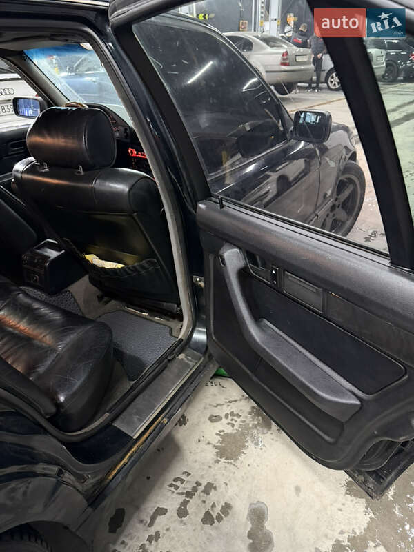 Седан BMW 5 Series 1992 в Киеве