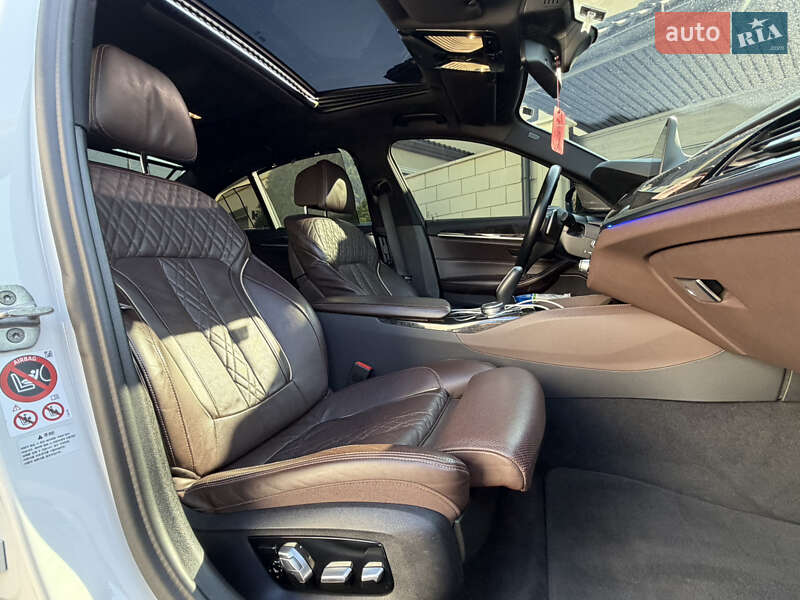 Седан BMW 5 Series 2017 в Одессе фото 45 Седан BMW 5 Series 2017 в Одессе