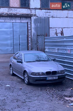 Седан BMW 5 Series 1997 в Киеве