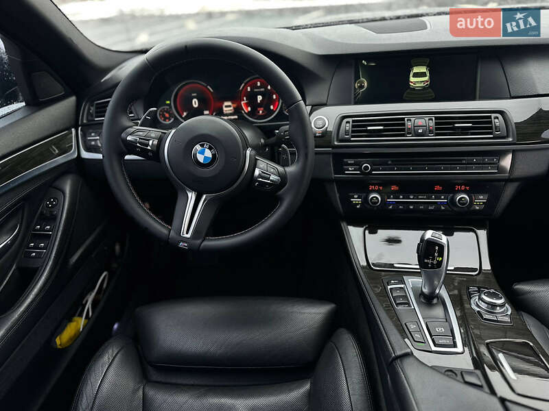 Седан BMW 5 Series 2012 в Ровно