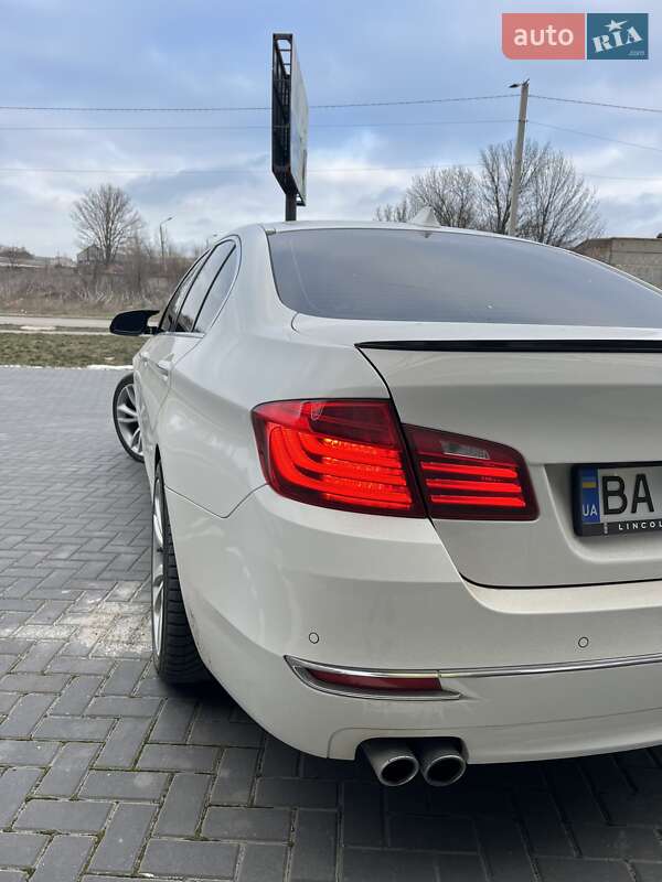 Седан BMW 5 Series 2014 в Кропивницком