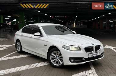 Седан BMW 5 Series 2016 в Киеве