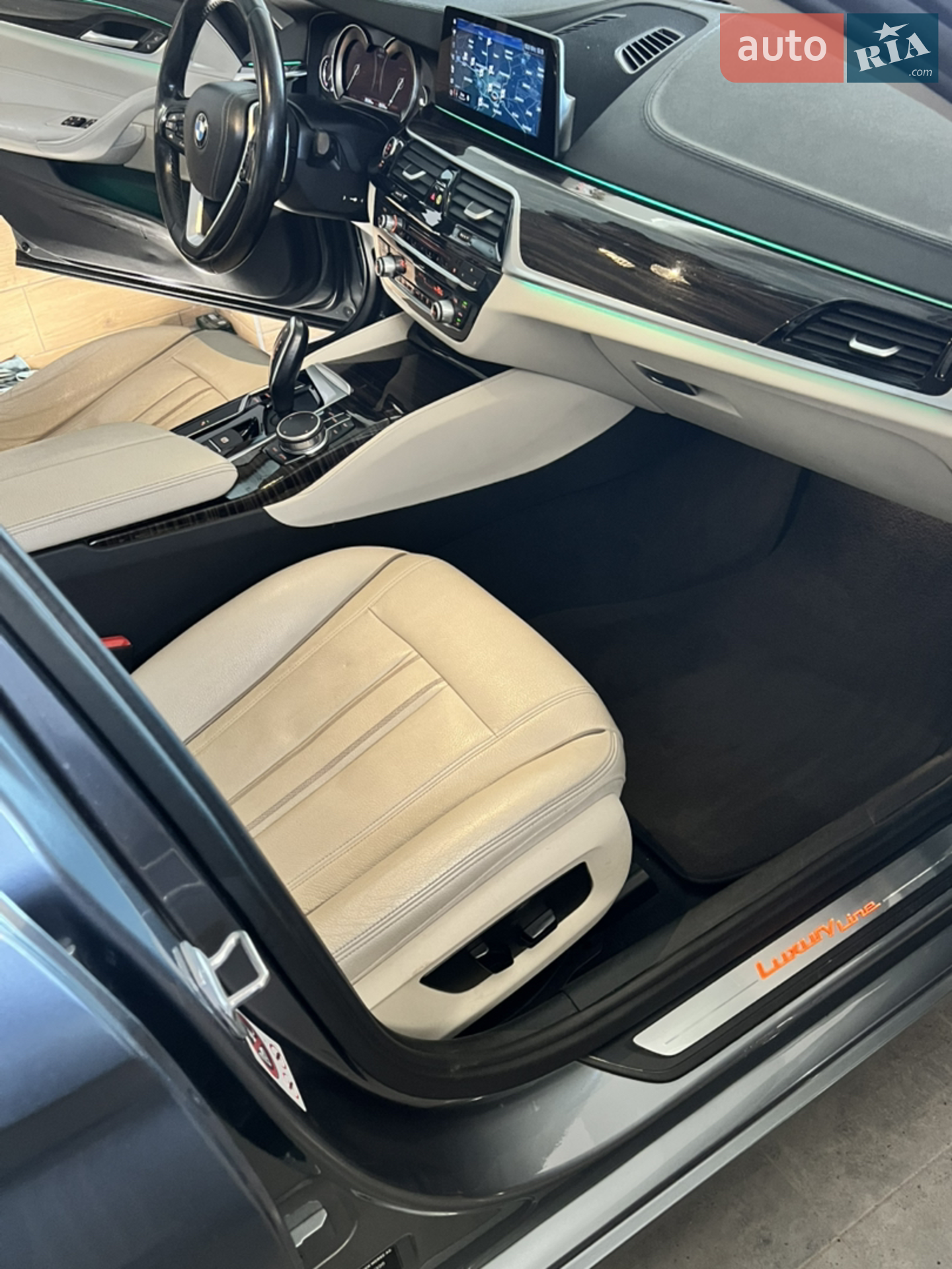 2017 BMW 5er - мініатюра 16