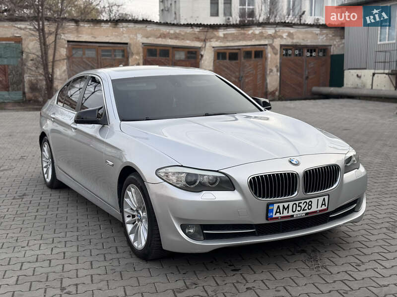 Седан BMW 5 Series 2011 в Радомышле