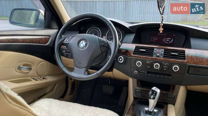 Седан BMW 5 Series 2007 в Коростене