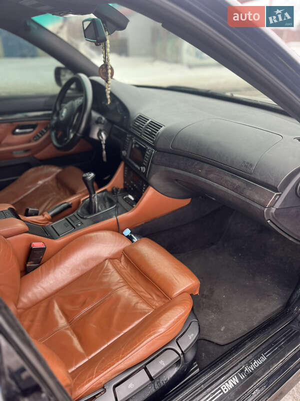 Седан BMW 5 Series 2003 в Попельне