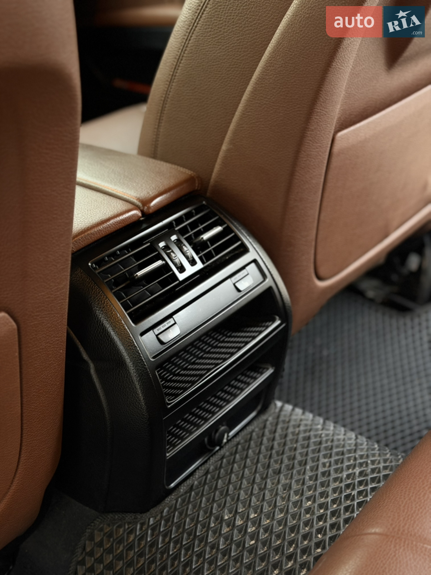 2015 BMW 5er - мініатюра 12