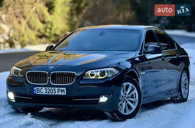 Седан BMW 5 Series 2012 в Межгорье