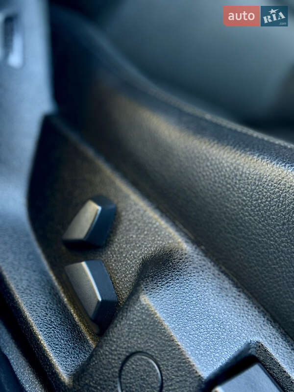 Седан BMW 5 Series 2012 в Межгорье фото 54 Седан BMW 5 Series 2012 в Межгорье