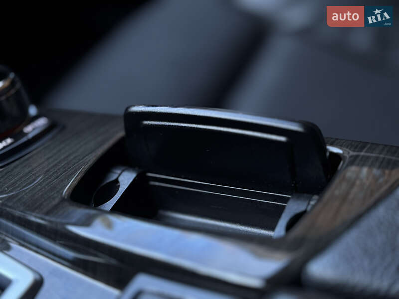 Седан BMW 5 Series 2012 в Межгорье фото 70 Седан BMW 5 Series 2012 в Межгорье