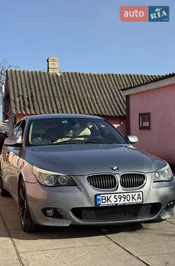 Седан BMW 5 Series 2003 в Ровно