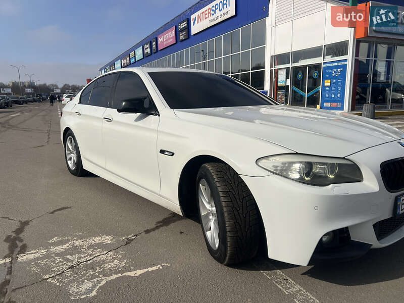 Седан BMW 5 Series 2011 в Хмельницком