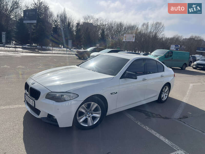 Седан BMW 5 Series 2011 в Хмельницком