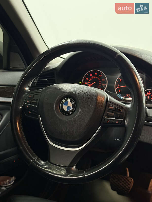 Седан BMW 5 Series 2014 в Одессе