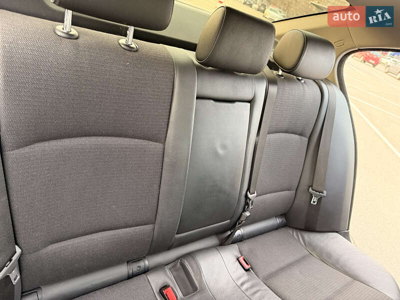 Седан BMW 5 Series 2010 в Киеве