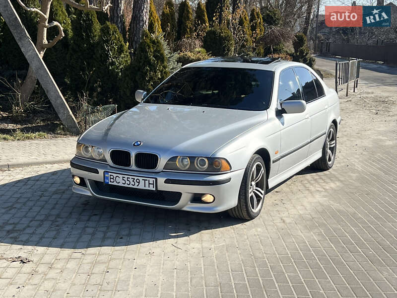 BMW 5 Series 2001