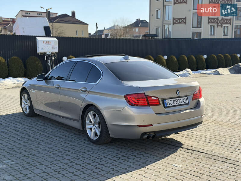 Седан BMW 5 Series 2011 в Львове