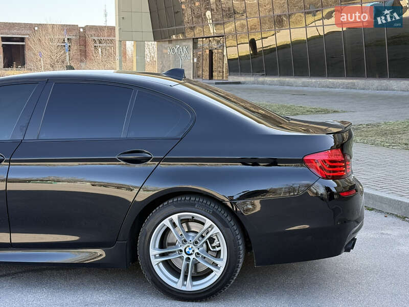 Седан BMW 5 Series 2013 в Запорожье