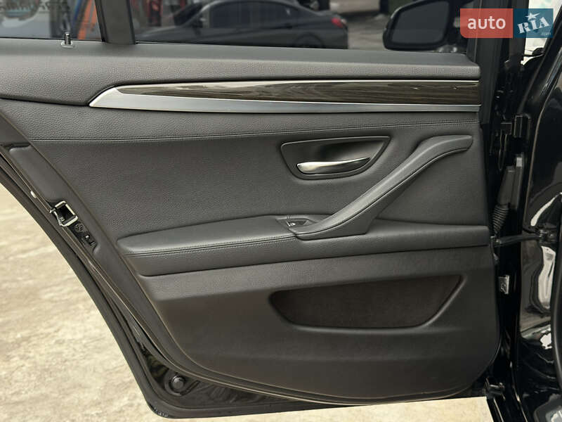 Седан BMW 5 Series 2013 в Житомире