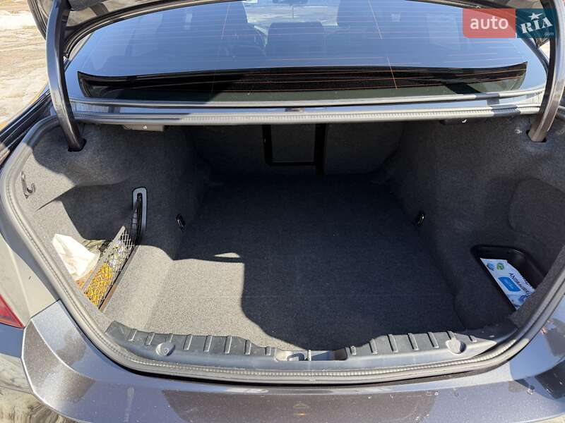 Седан BMW 5 Series 2016 в Житомире фото 36 Седан BMW 5 Series 2016 в Житомире