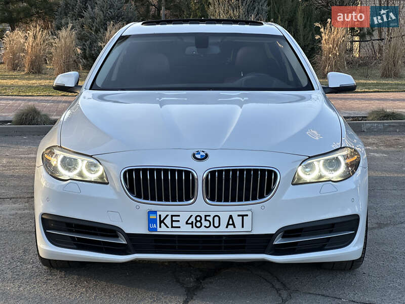 Седан BMW 5 Series 2013 в Днепре