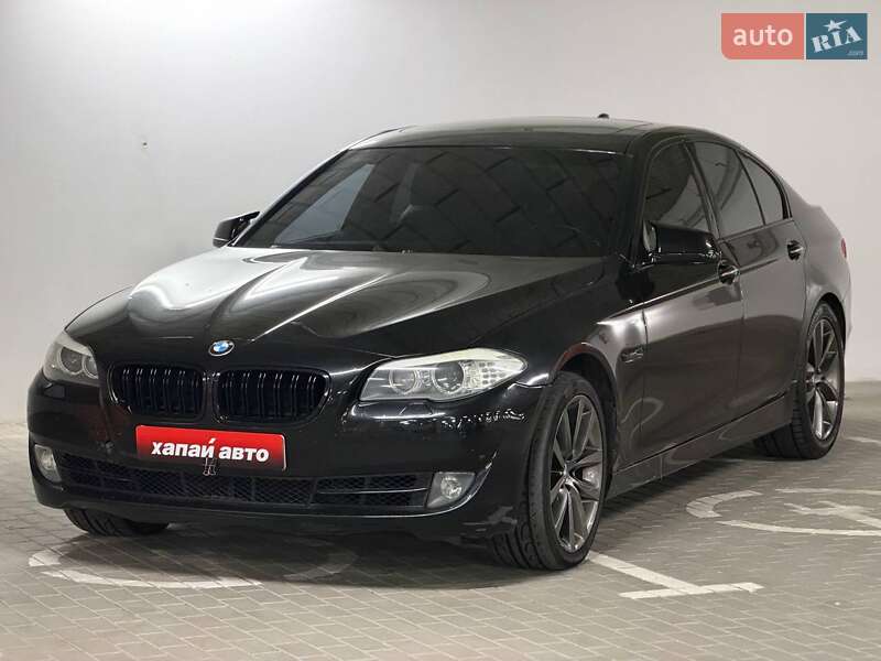 BMW 5 Series 2011