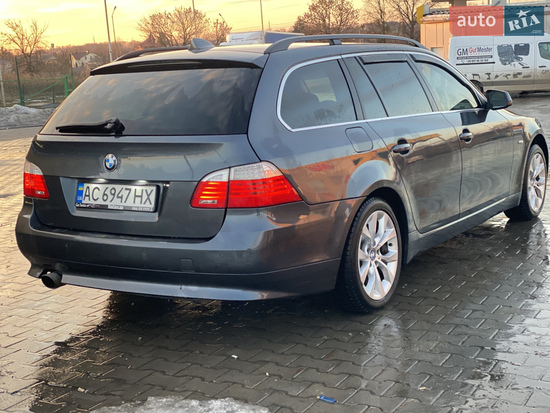 2010 BMW 5er - мініатюра 26