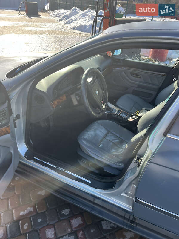 Седан BMW 5 Series 1996 в Киеве