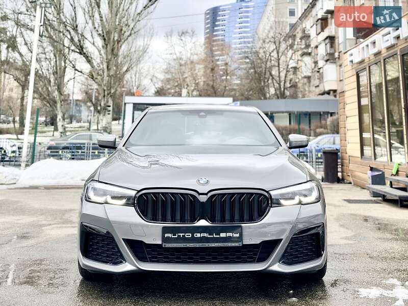 Седан BMW 5 Series 2022 в Киеве