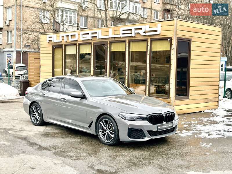 Седан BMW 5 Series 2022 в Киеве