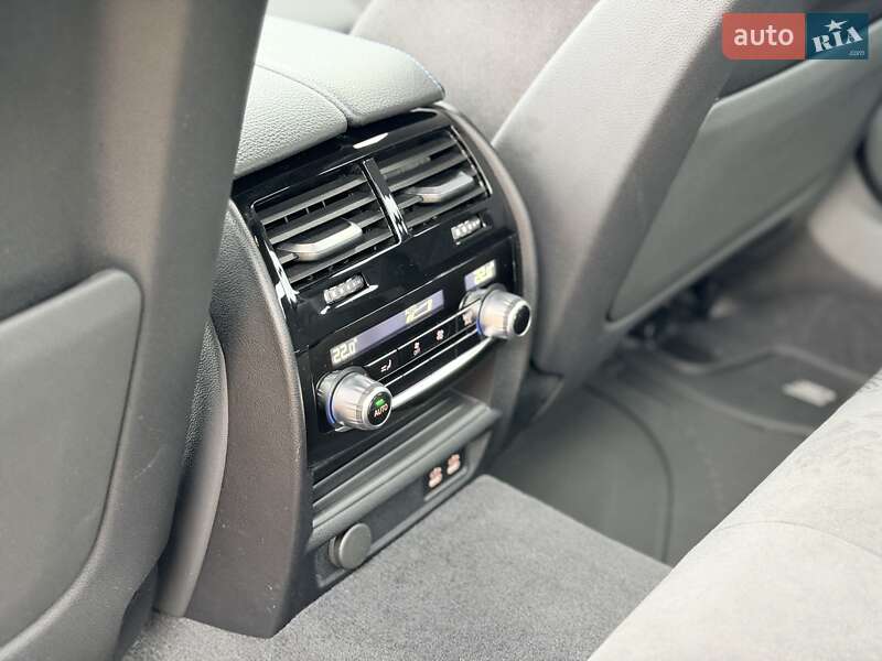 Седан BMW 5 Series 2022 в Киеве